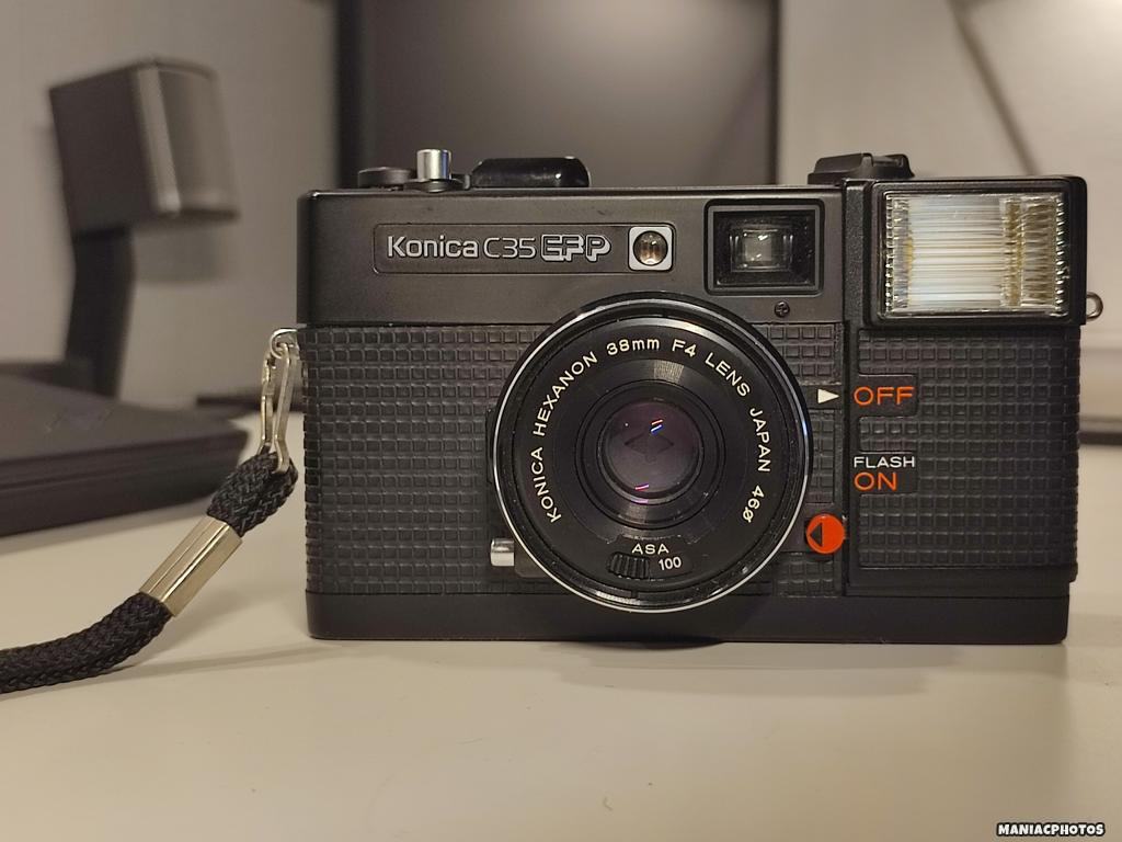 Review Konica C35 EF-P