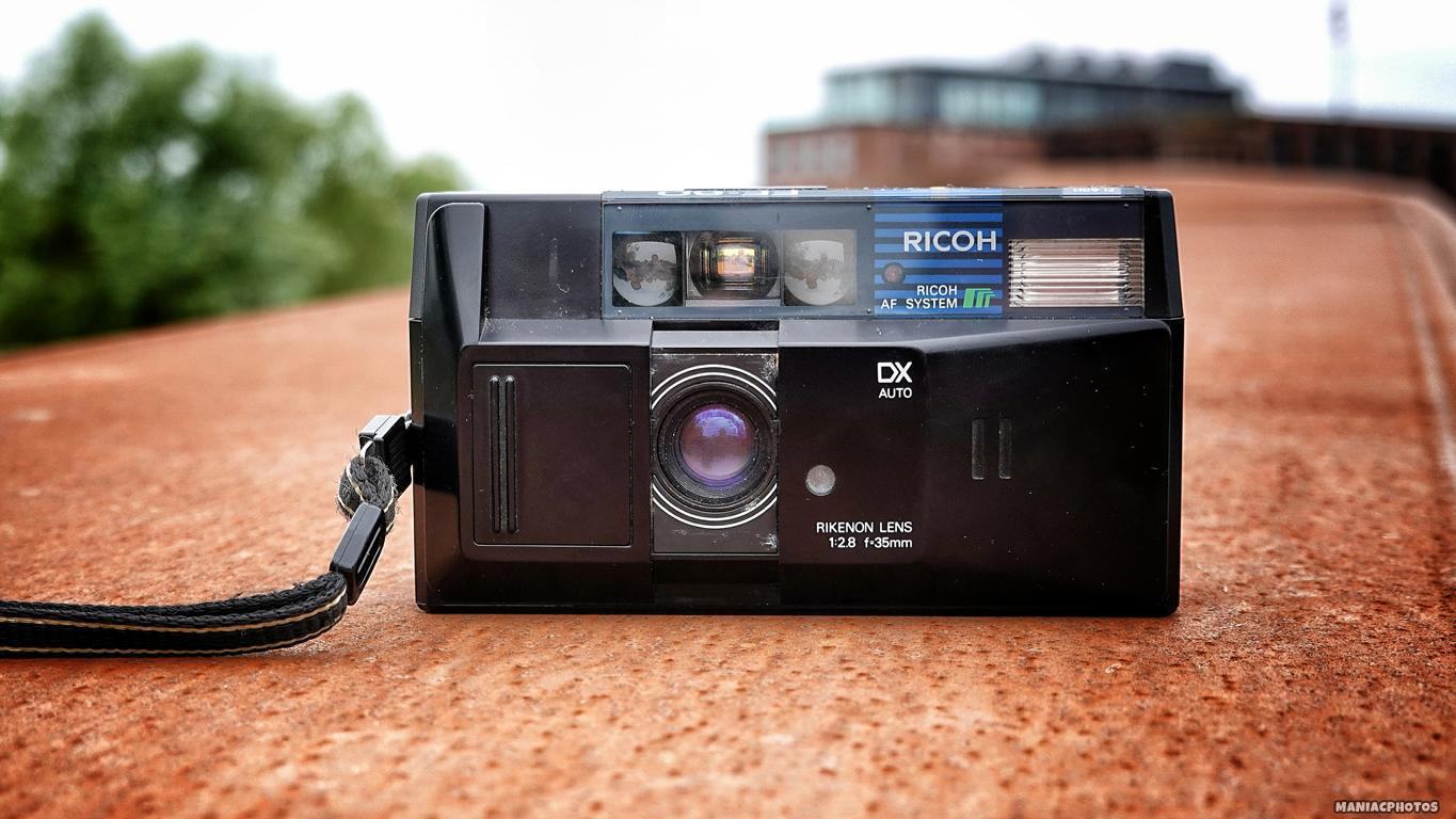 Review  RICOH FF-60