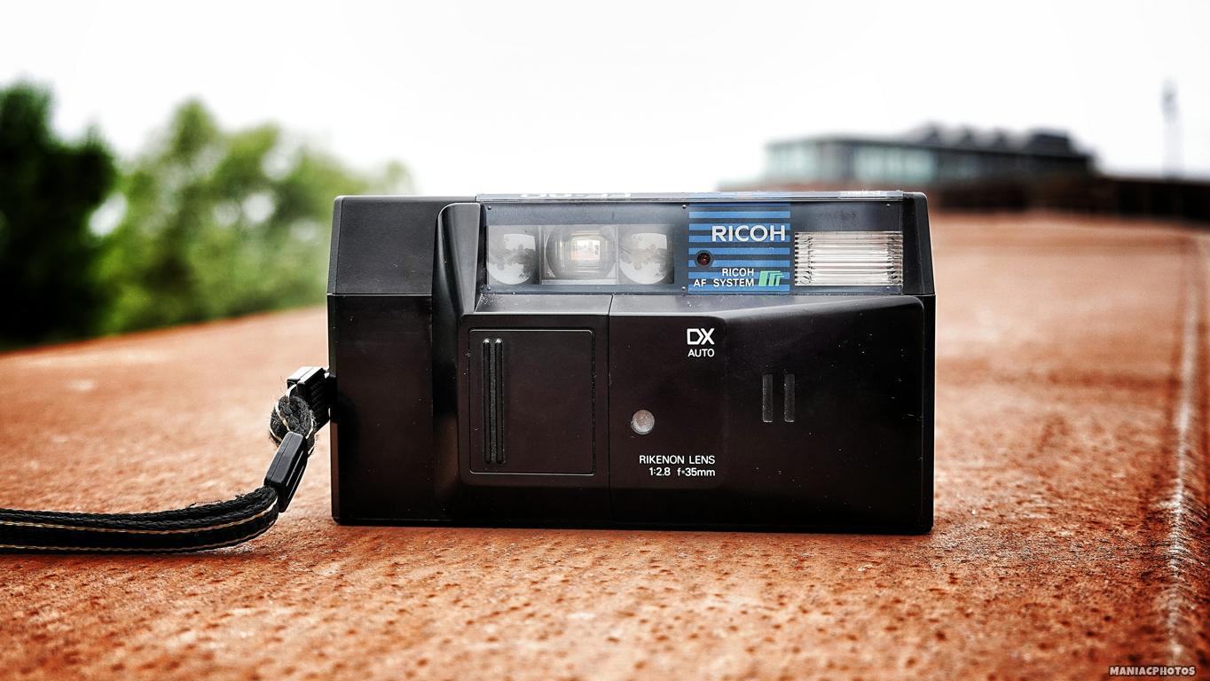 Review  RICOH FF-60
