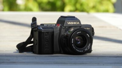 YASHICA 230 AF